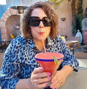 Meet your Posher, Deona